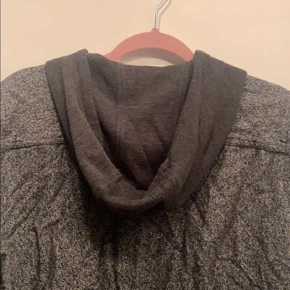 Wind River Button up - Picture 3 of 3